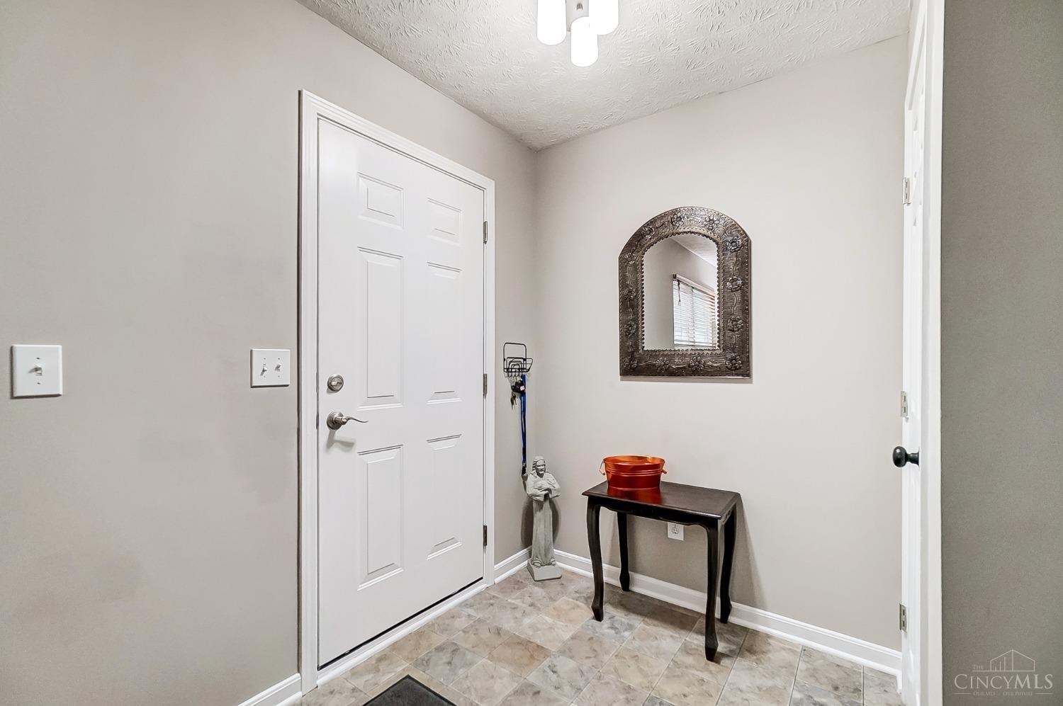 7847 Acorn Trail