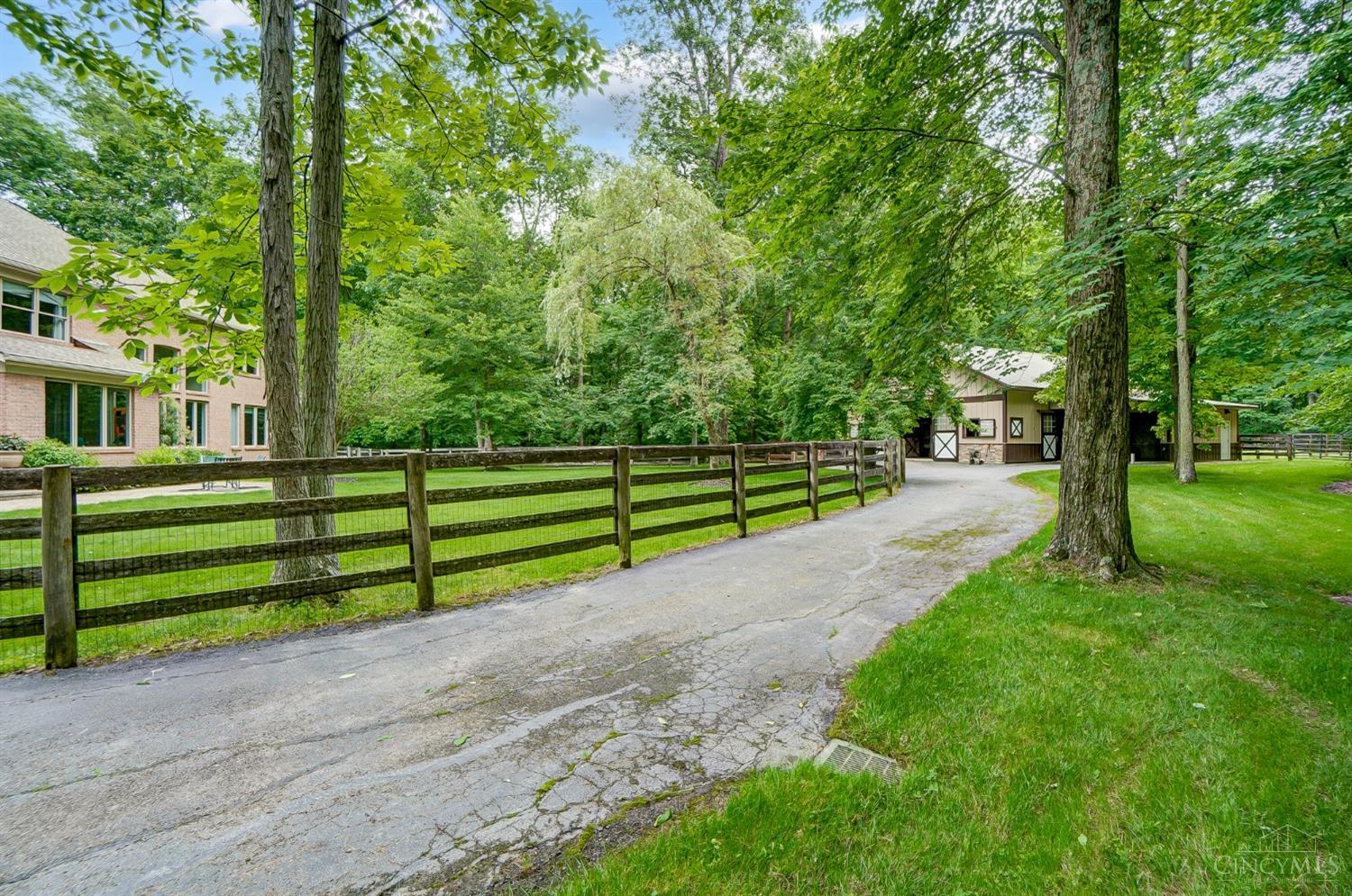 4963 Morgans Run Court