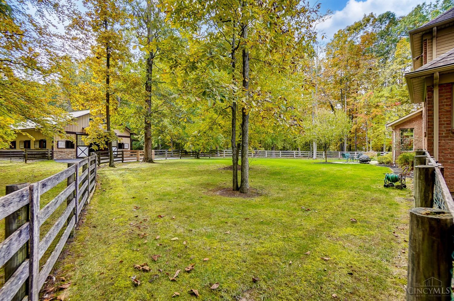 4963 Morgans Run Court