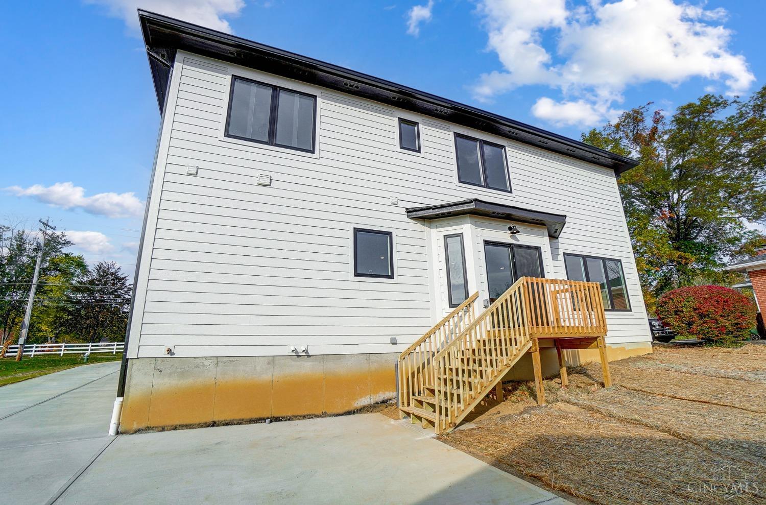 11910 Lebanon Road