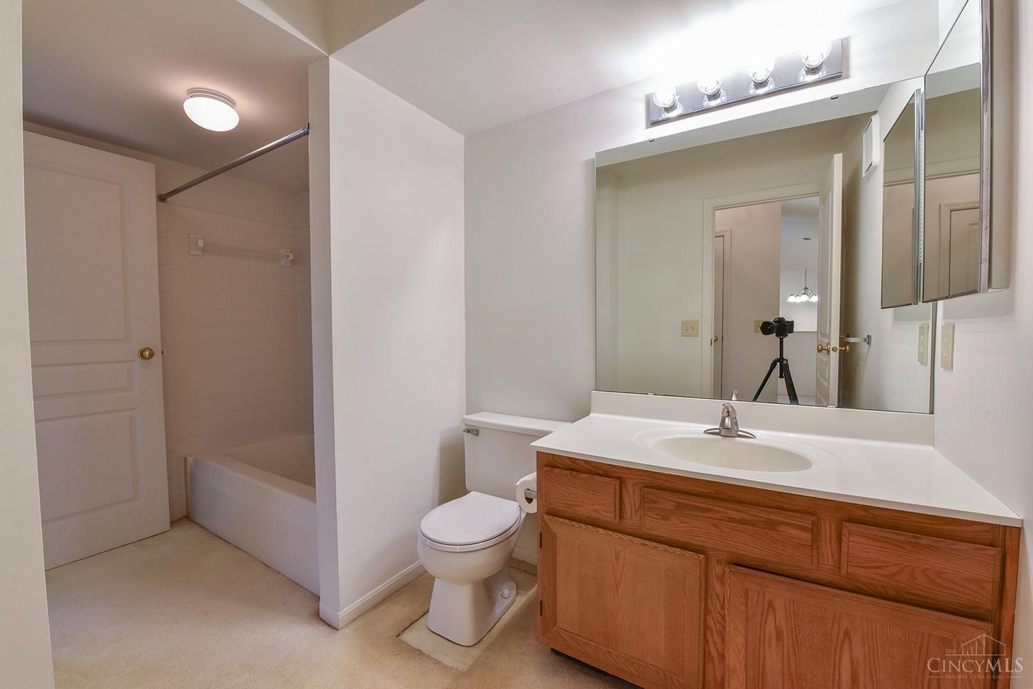 3993 Maplefield Court C