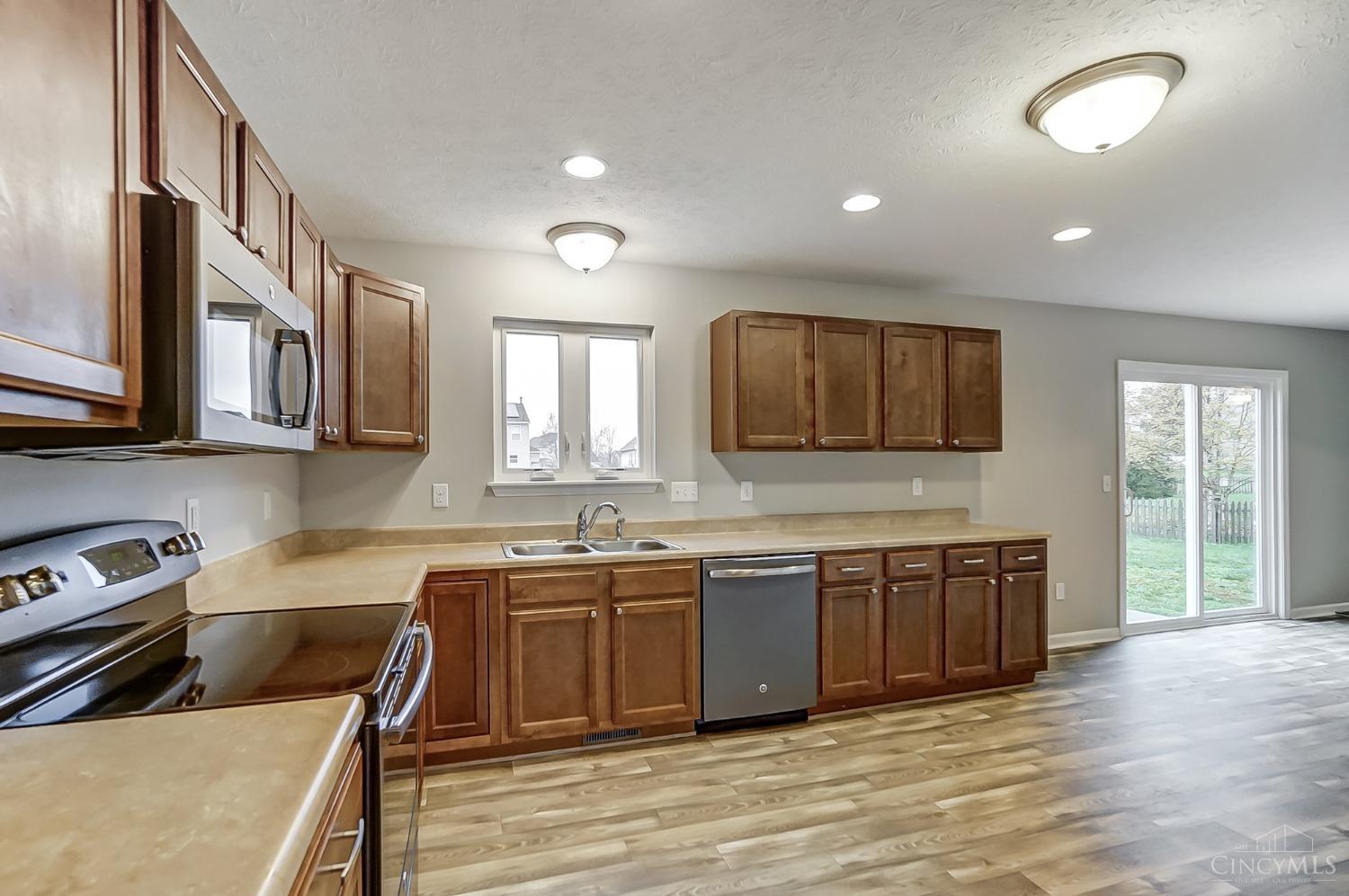 6156 Hickory Wood Court