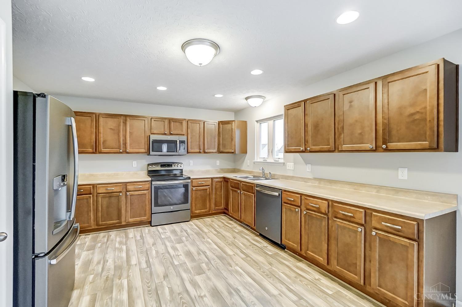 6156 Hickory Wood Court