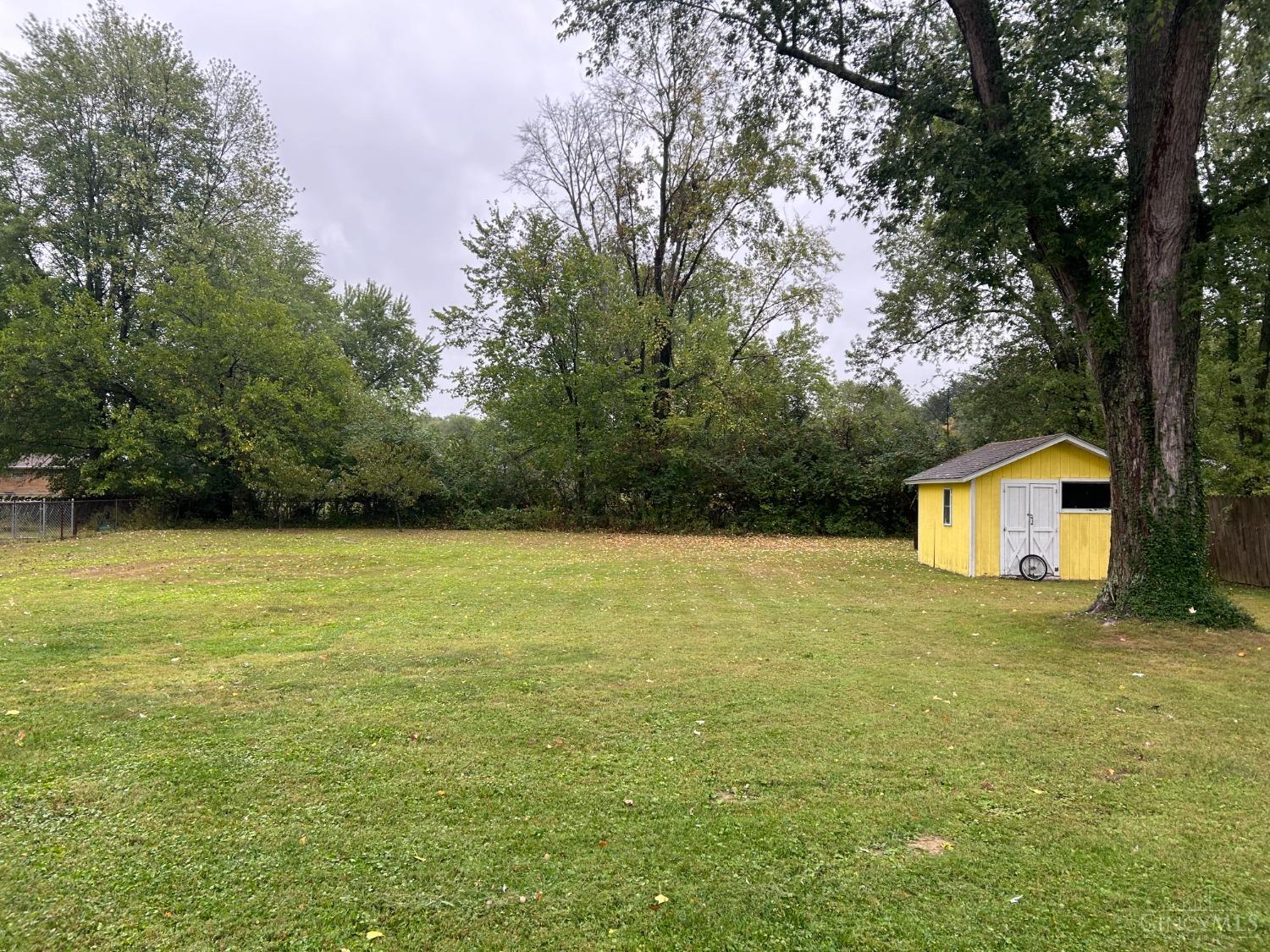 7458 Robin Drive