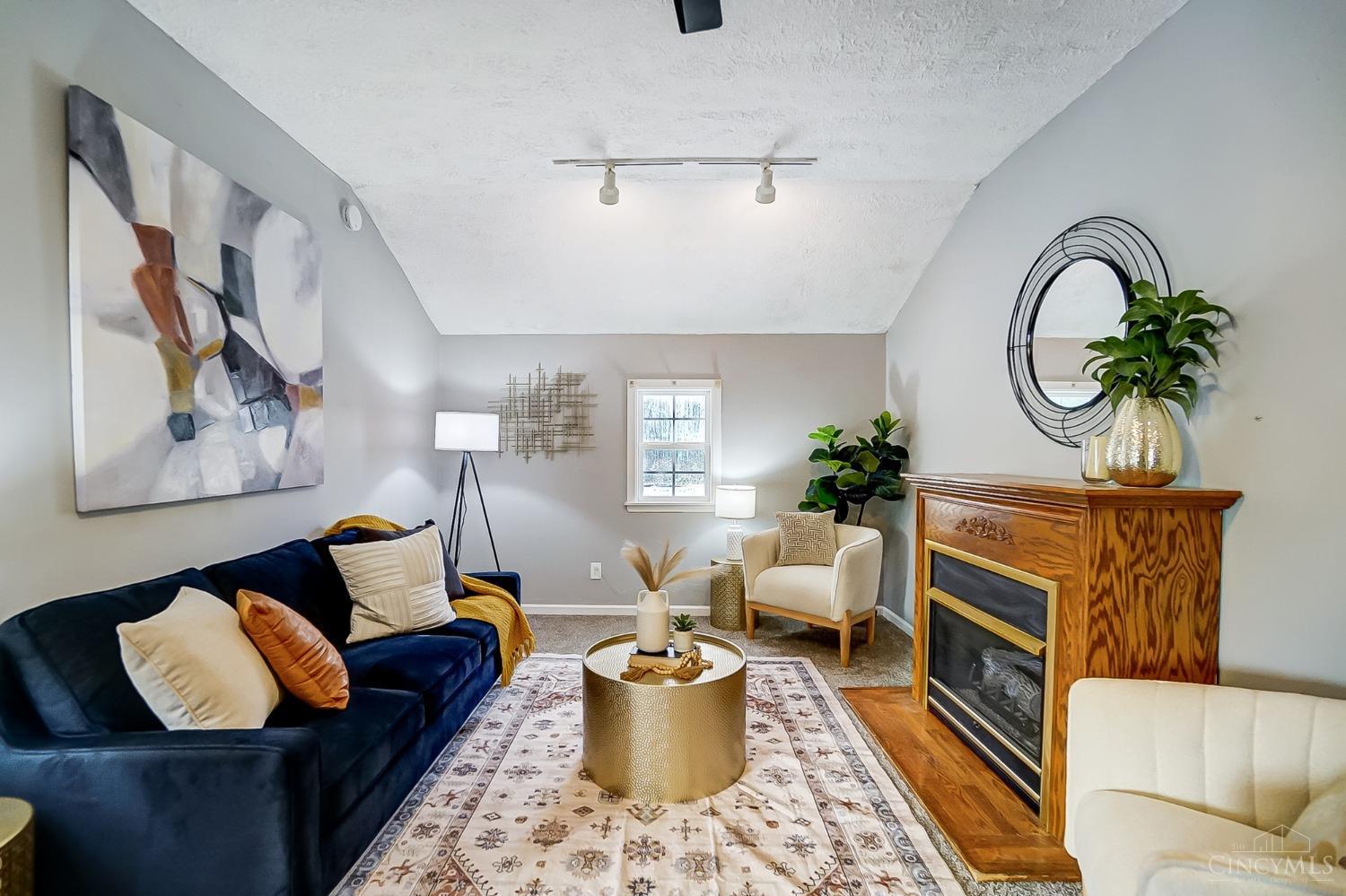 1580 Woodville Pike