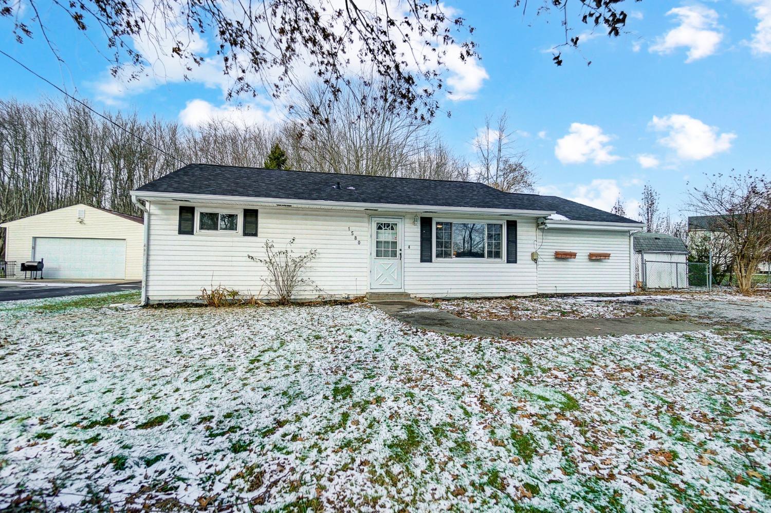 1580 Woodville Pike
