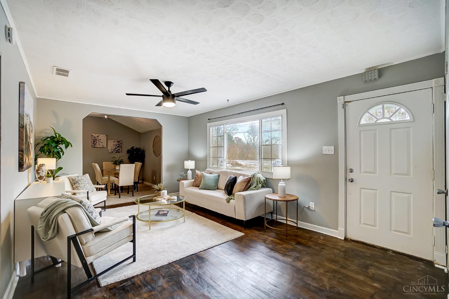 1580 Woodville Pike