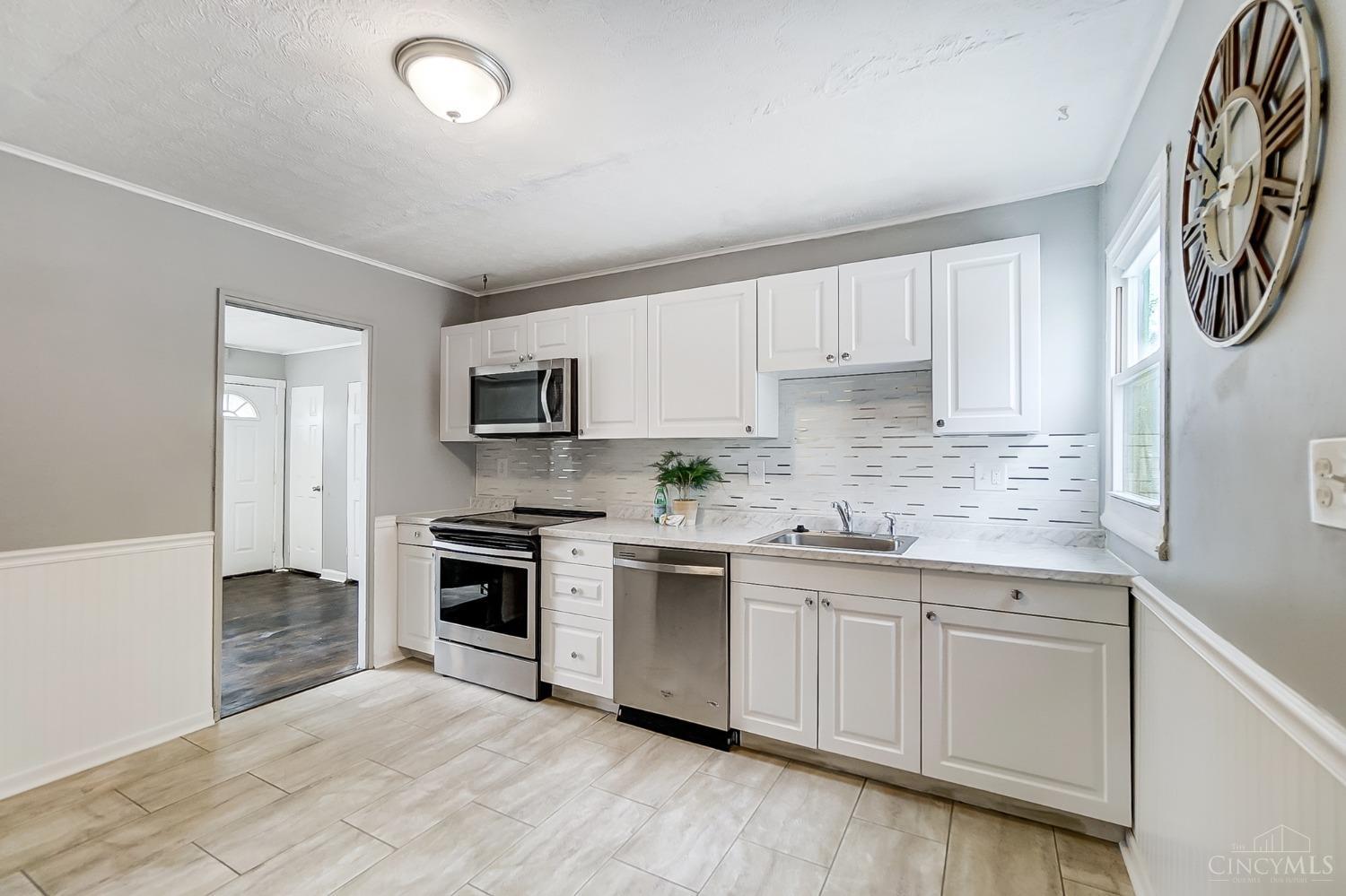 1580 Woodville Pike