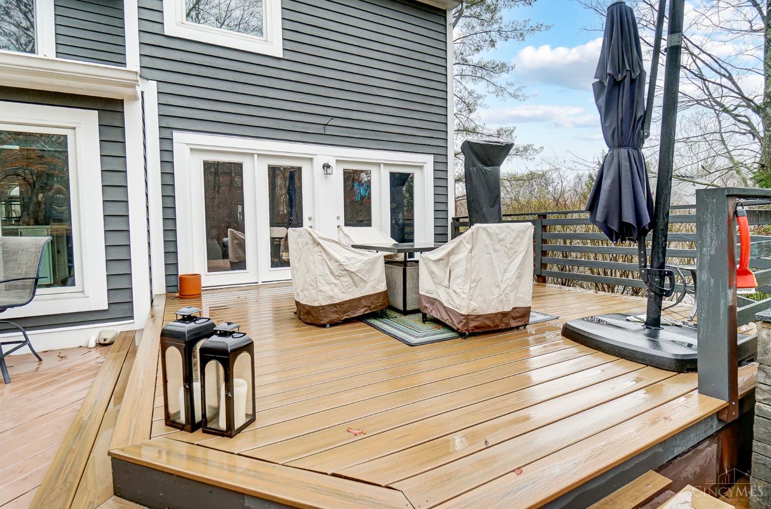 9887 Indian Springs Drive