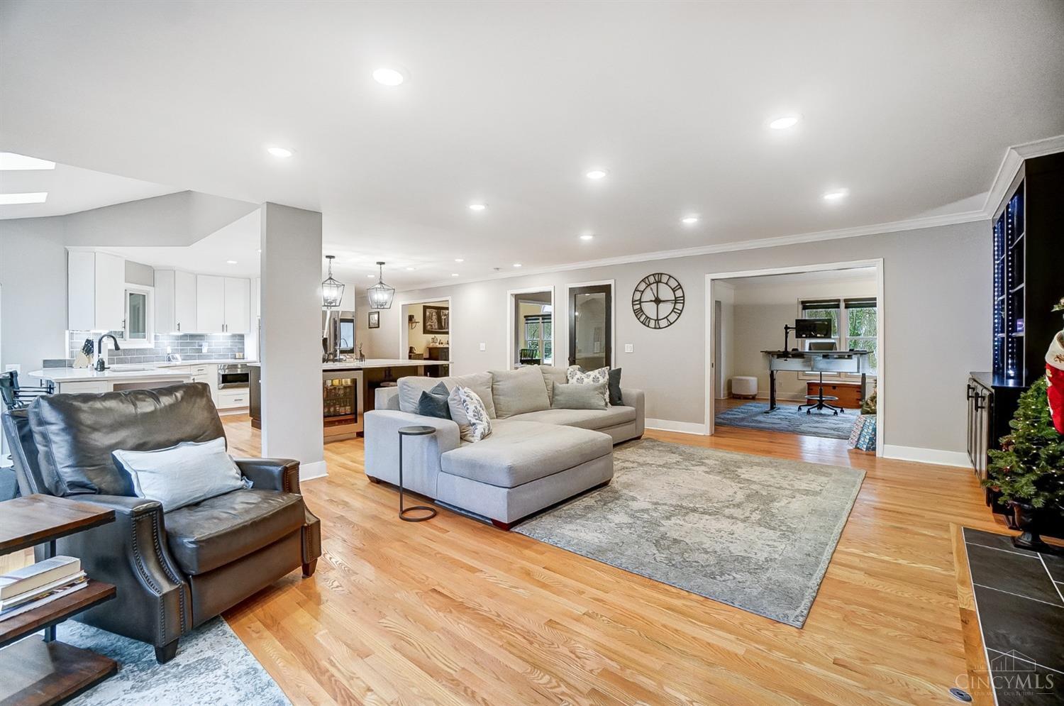 9887 Indian Springs Drive