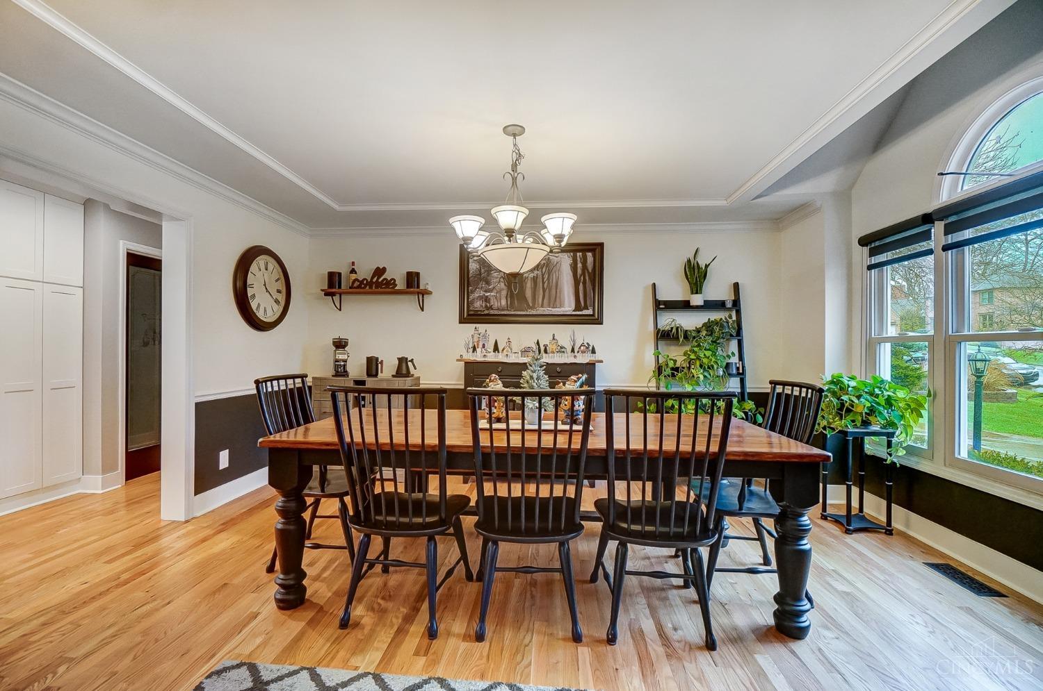 9887 Indian Springs Drive