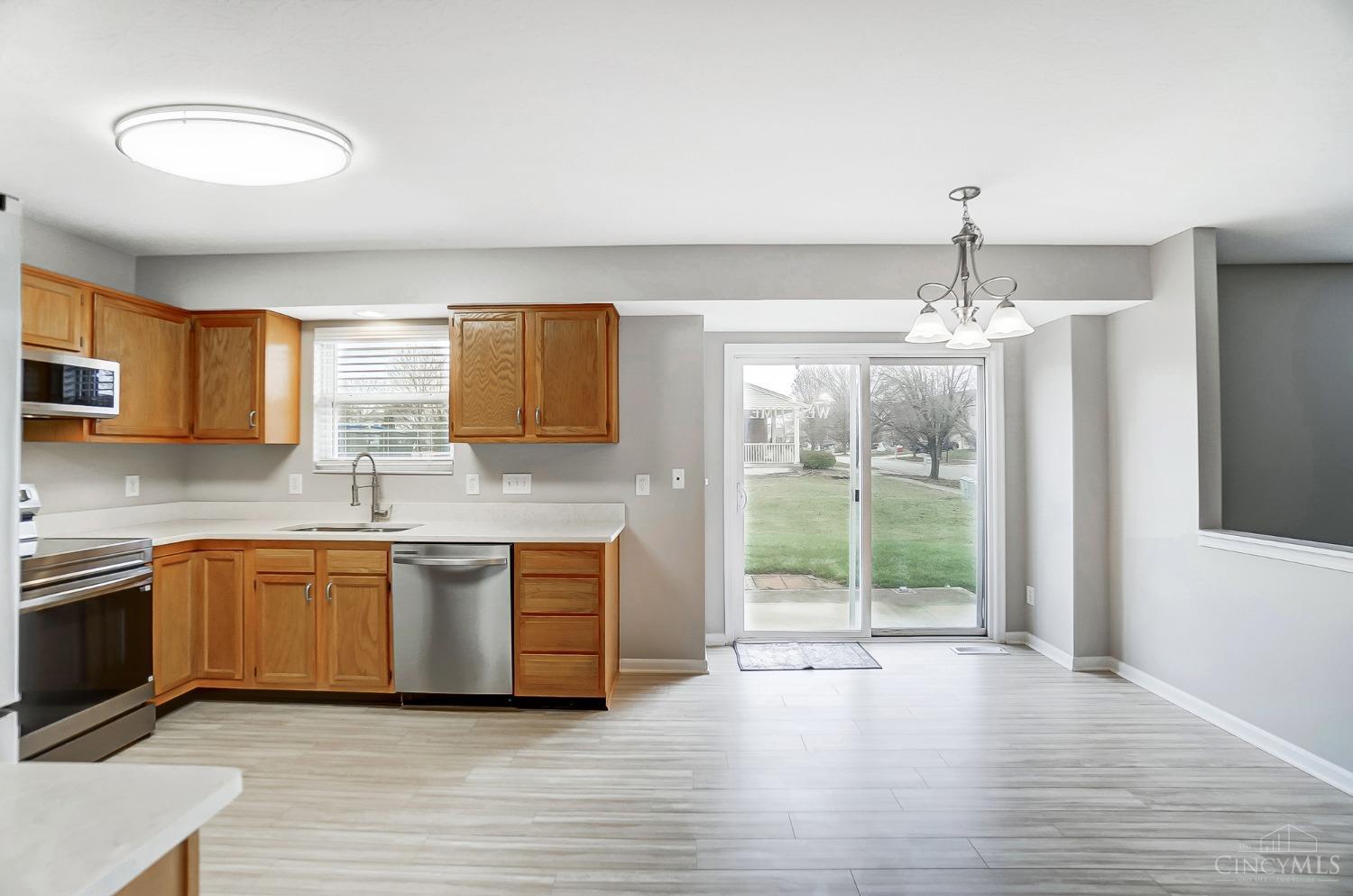 5793 Eagle Creek Court