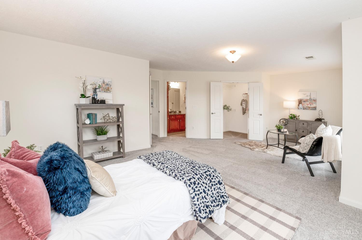 1242 Feather Trail
