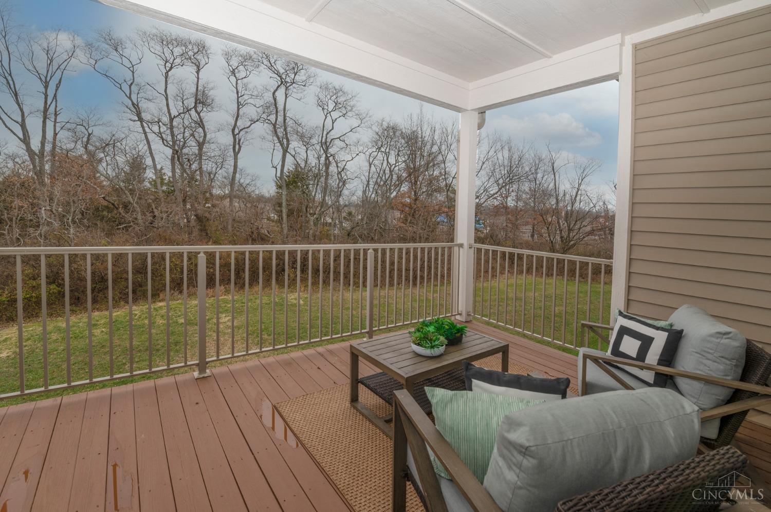 1242 Feather Trail