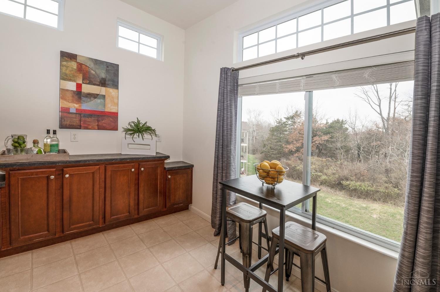 1242 Feather Trail