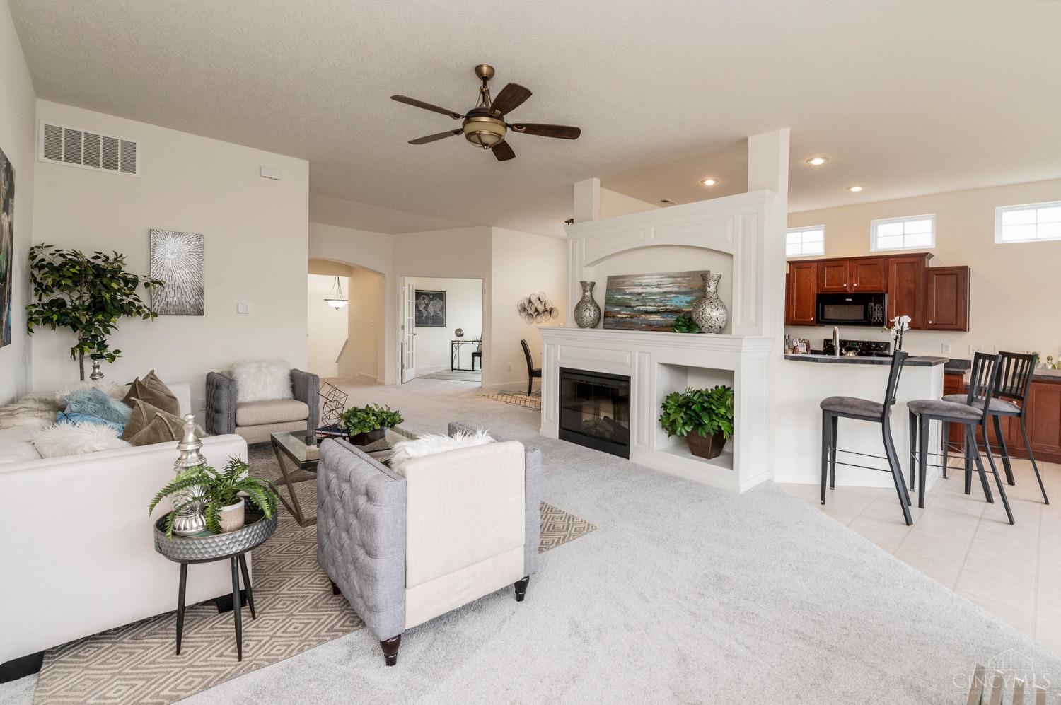 1242 Feather Trail