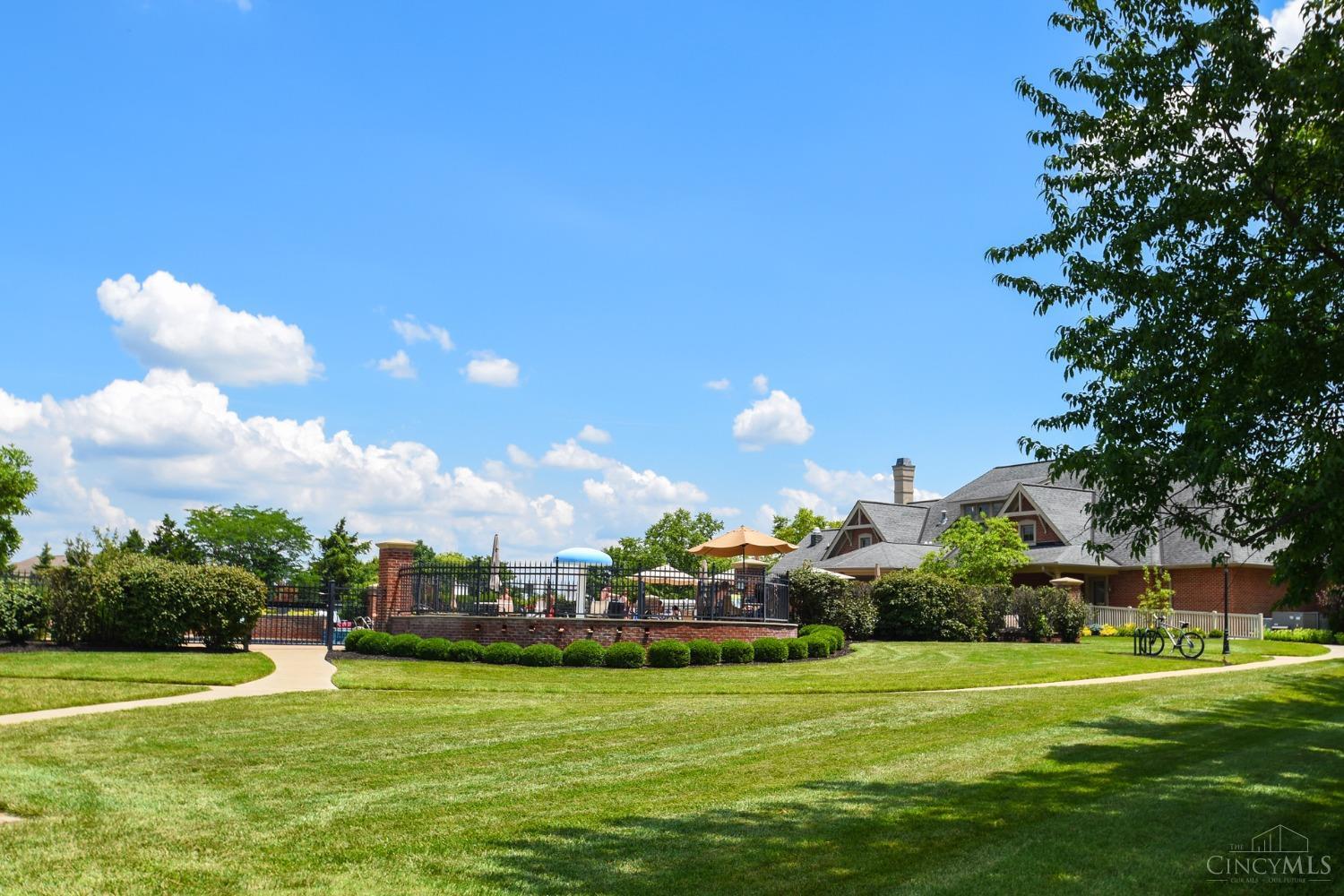 1242 Feather Trail