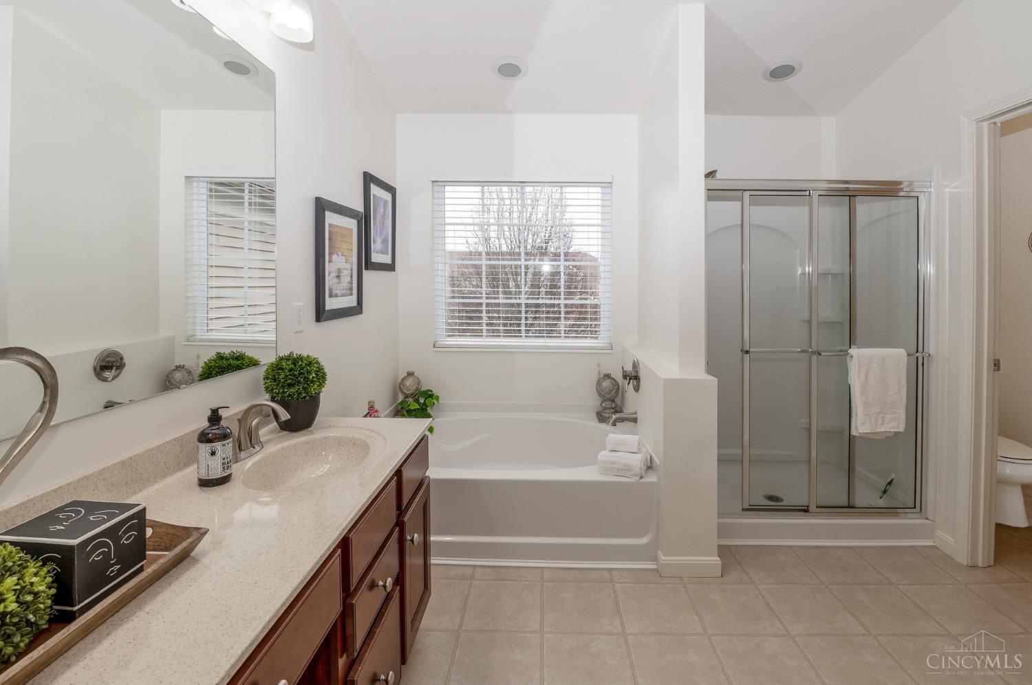 1242 Feather Trail