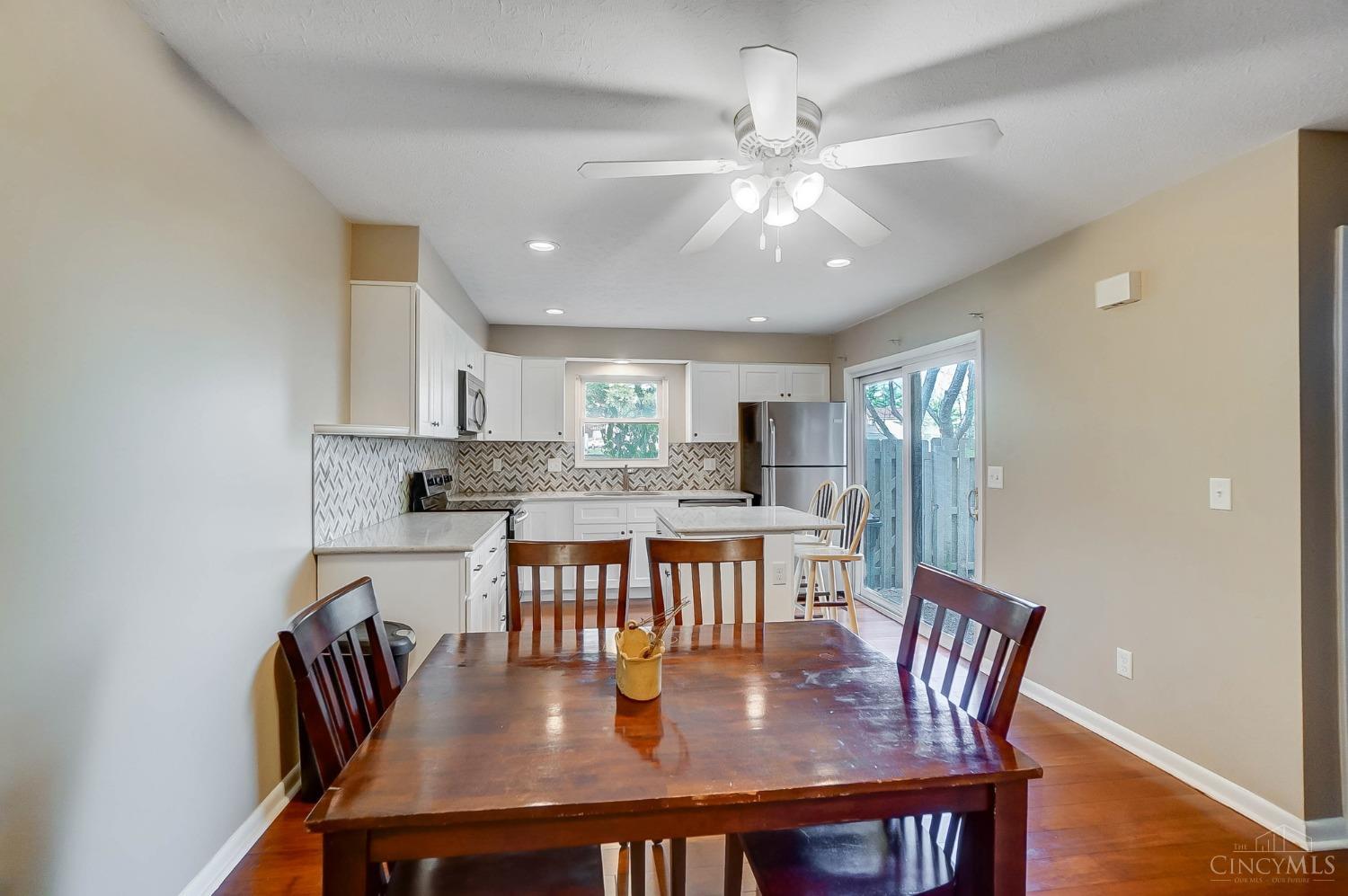 8553 Island Pines Drive
