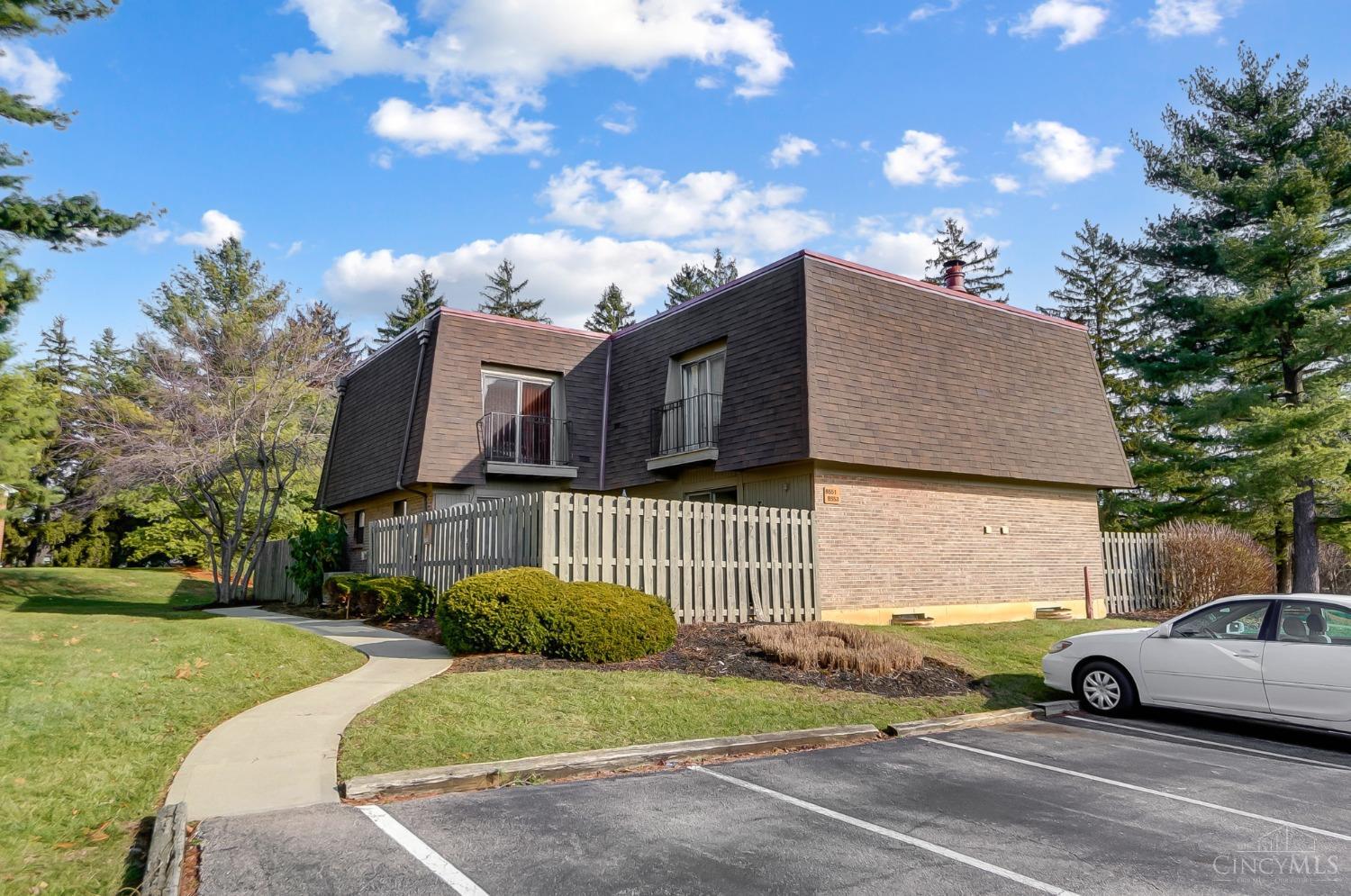 8553 Island Pines Drive