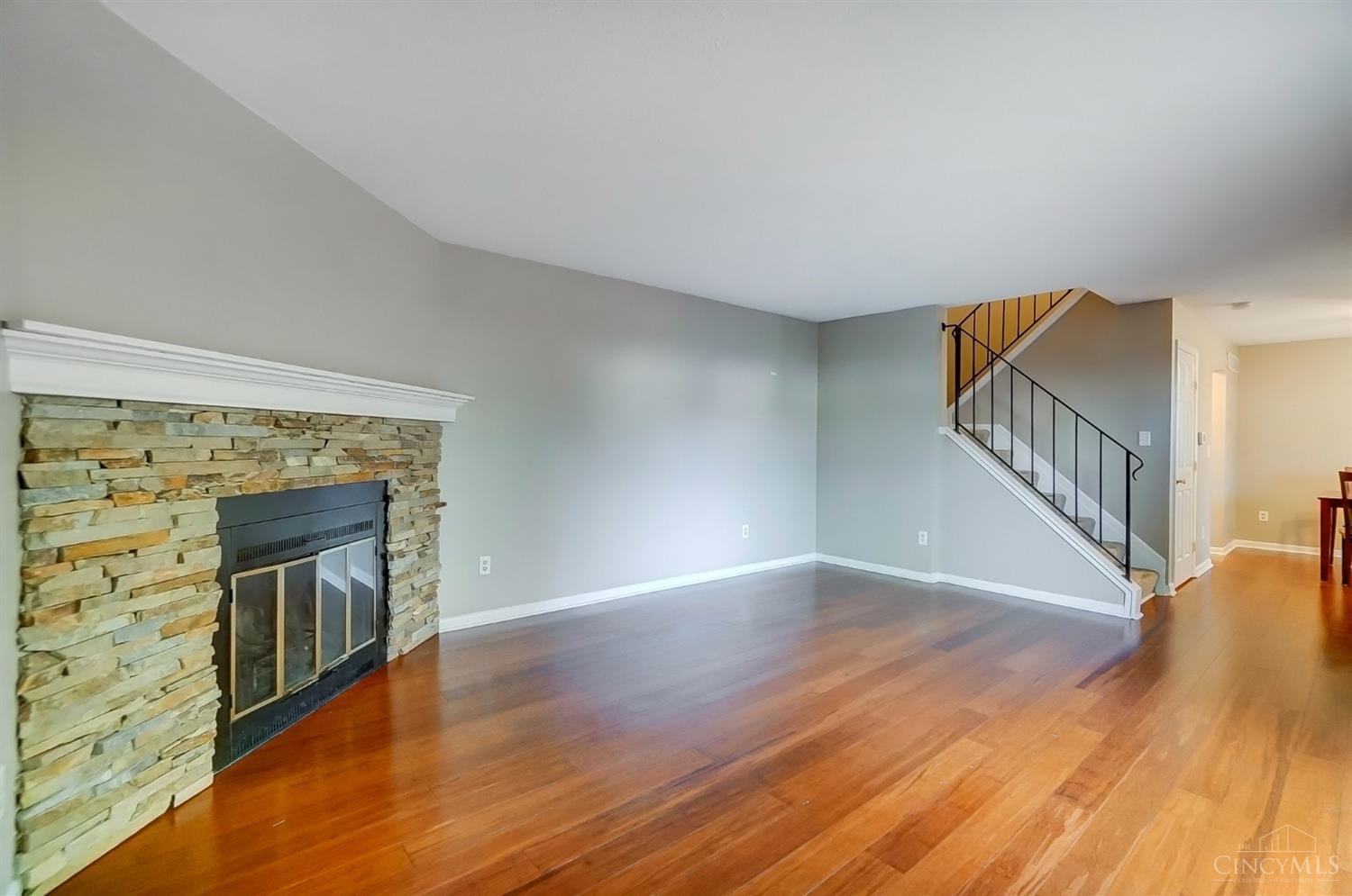 8553 Island Pines Drive
