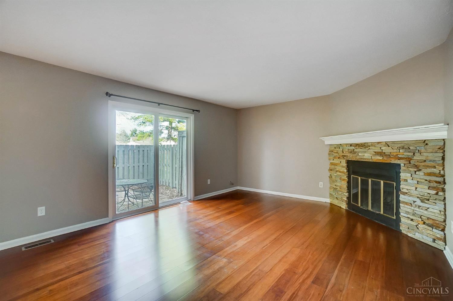 8553 Island Pines Drive