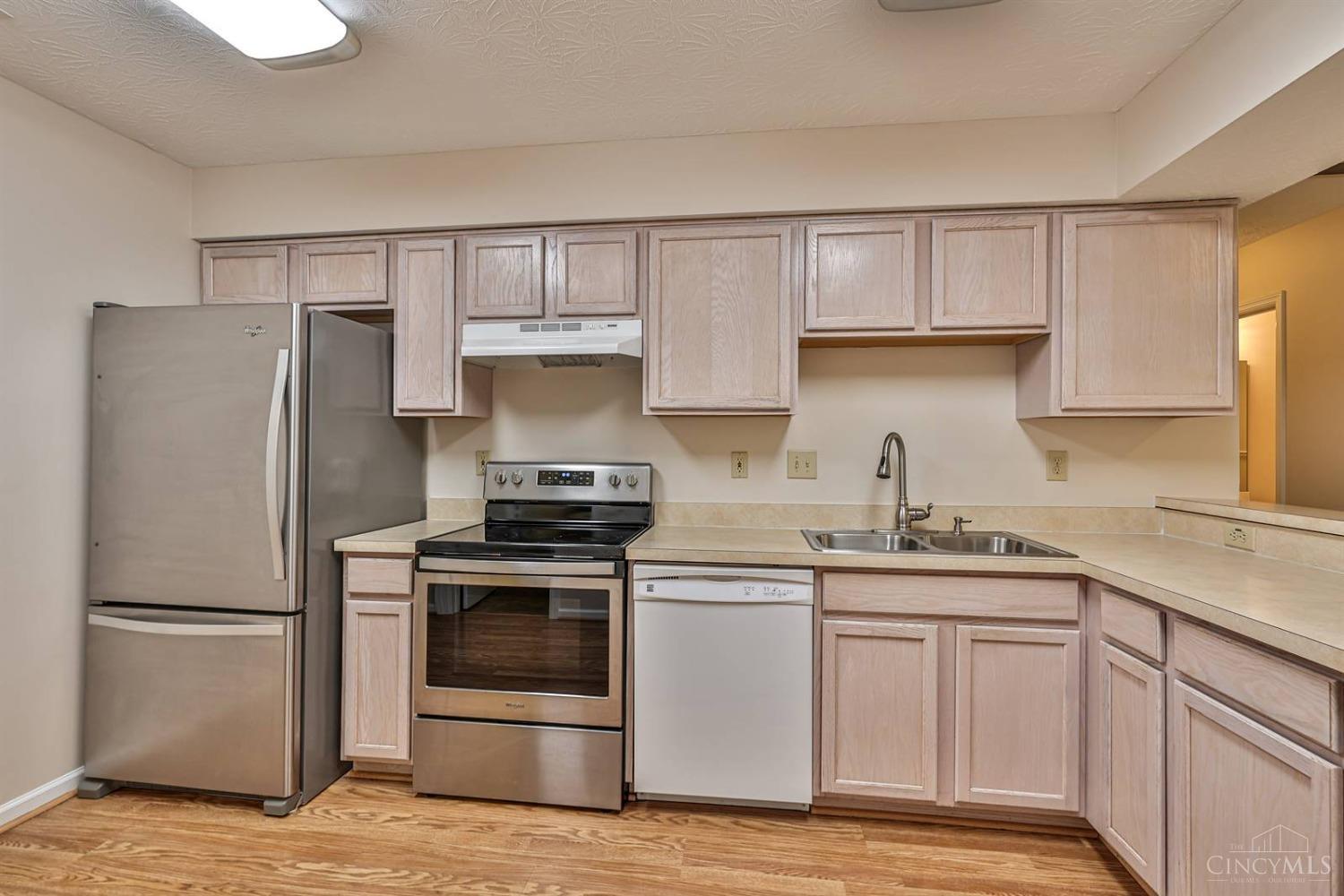 3328 Ravine Place