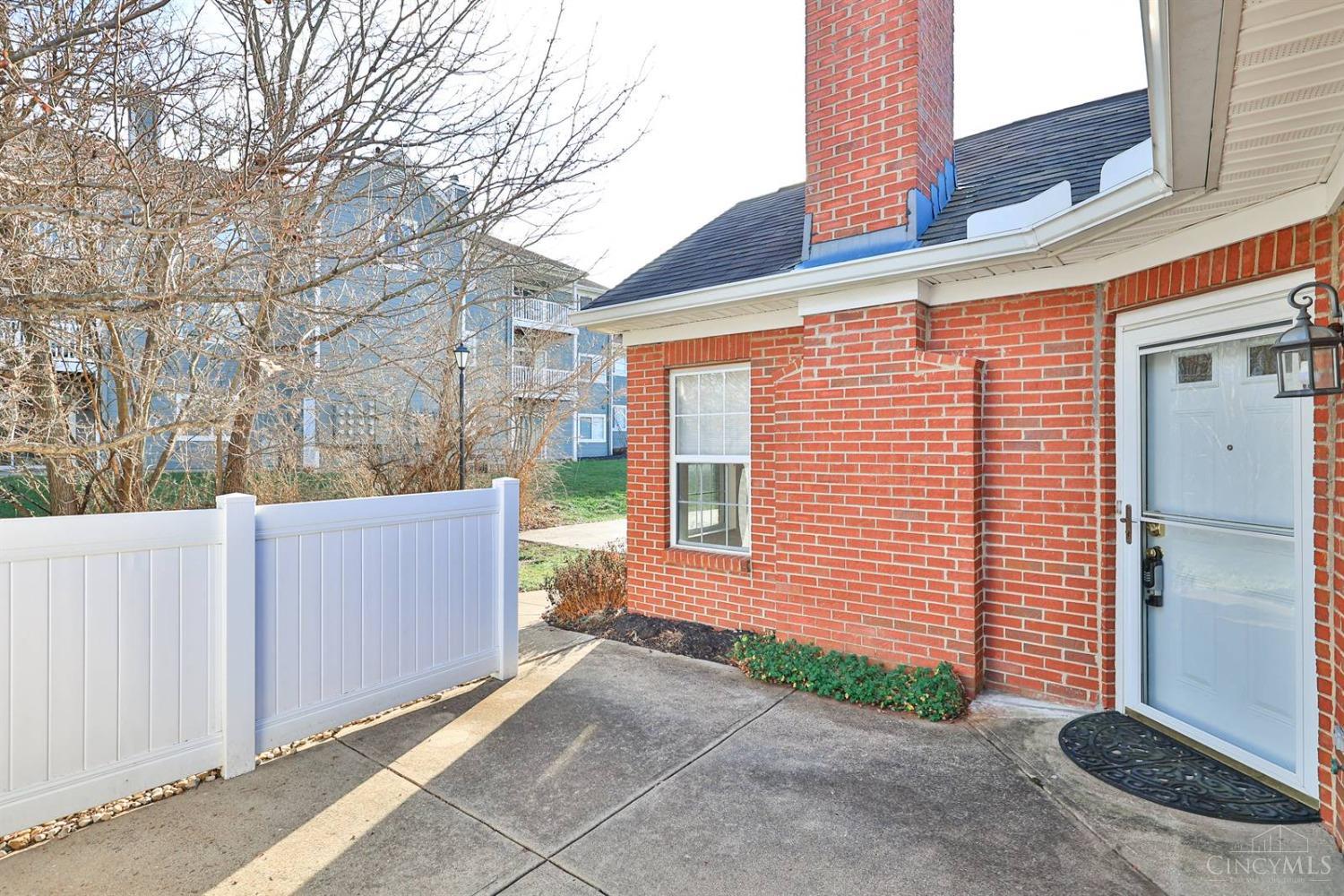 3328 Ravine Place