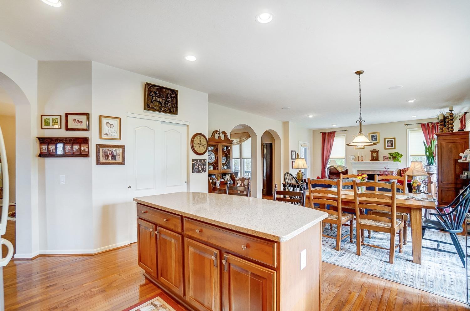 1193 Creek Cove