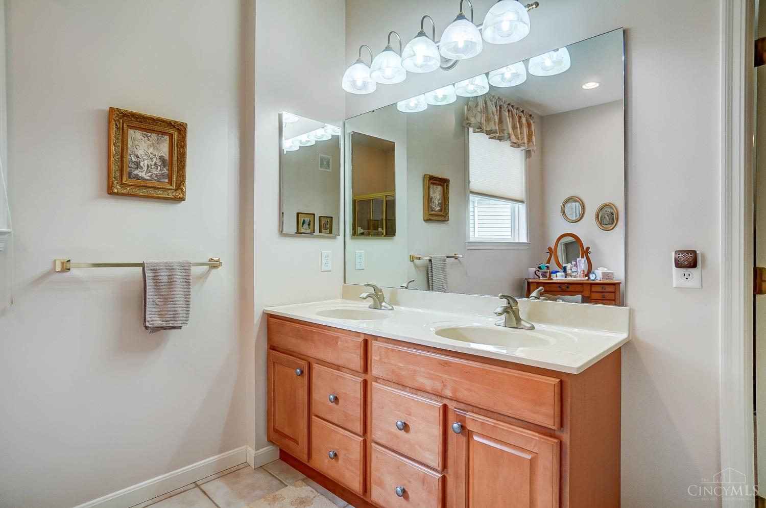 1193 Creek Cove