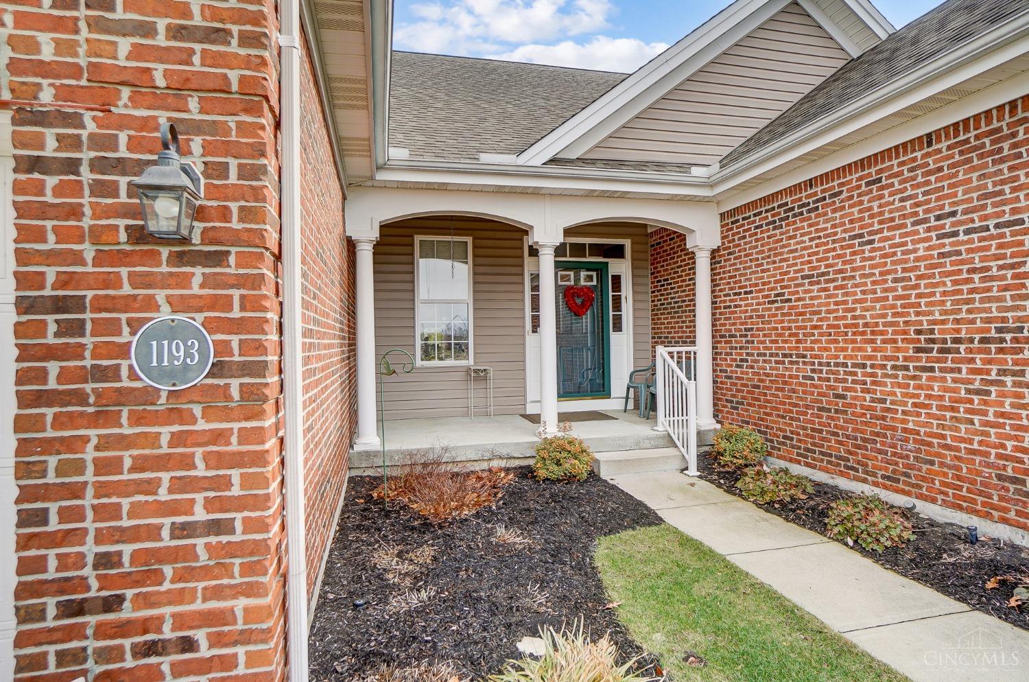 1193 Creek Cove