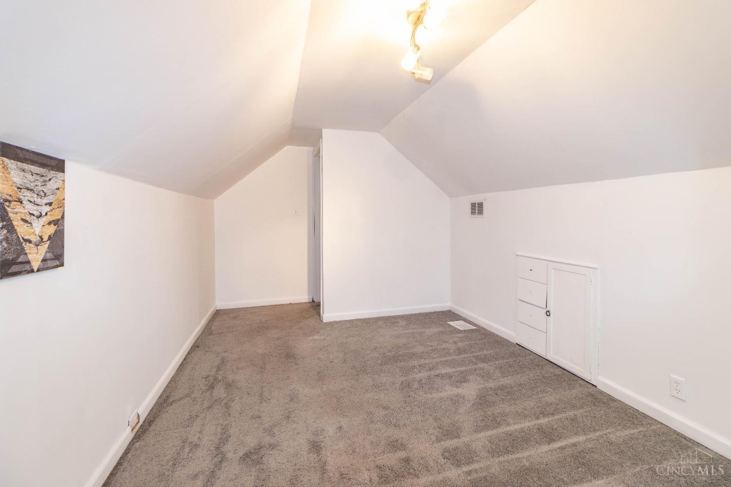 8323 Coghill Lane