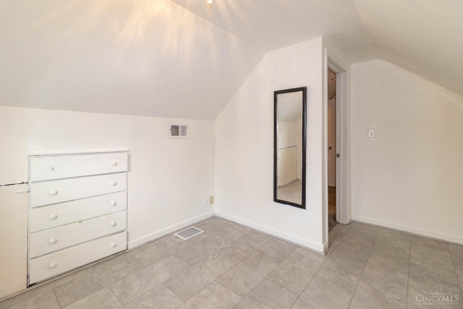 8323 Coghill Lane