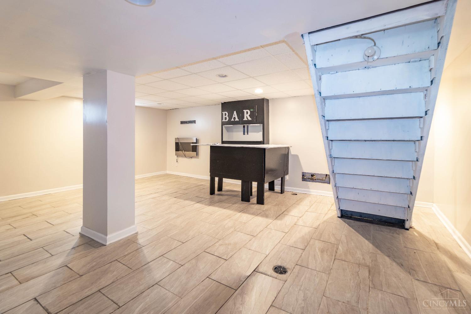 8323 Coghill Lane
