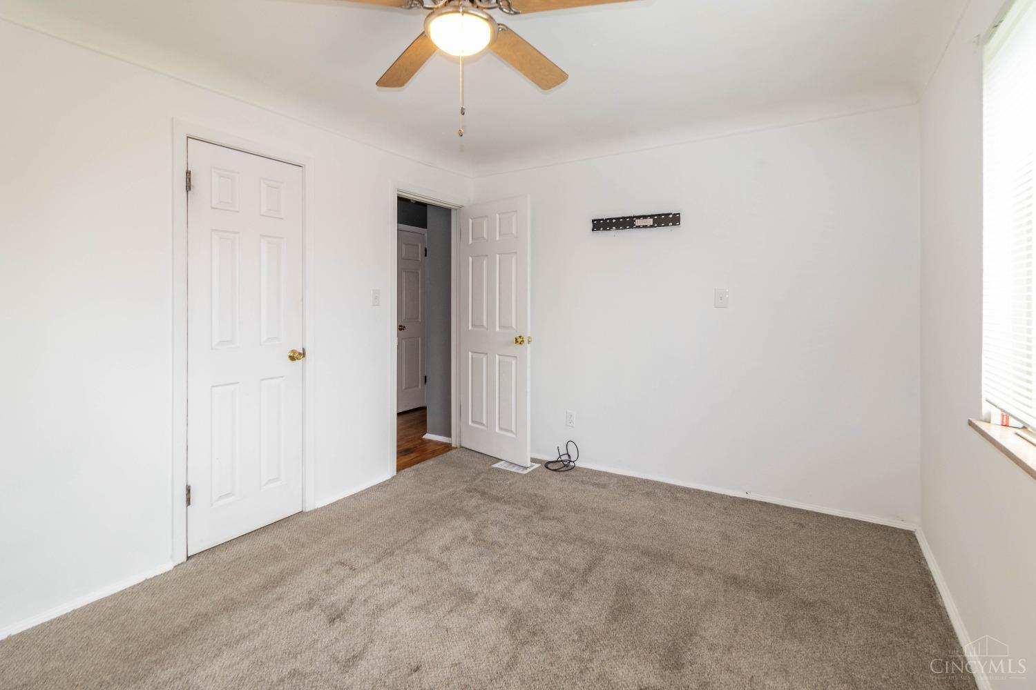8323 Coghill Lane
