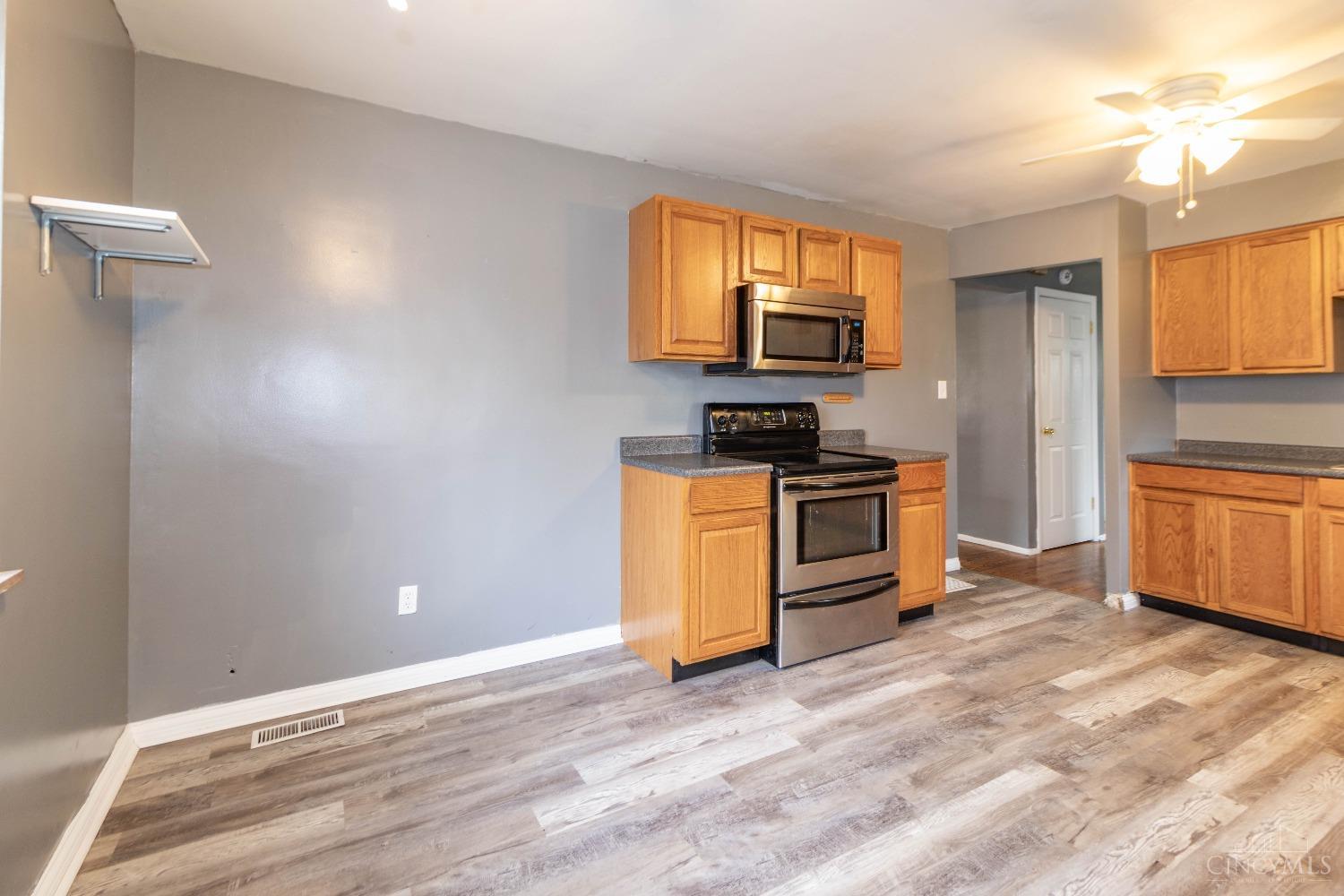 8323 Coghill Lane
