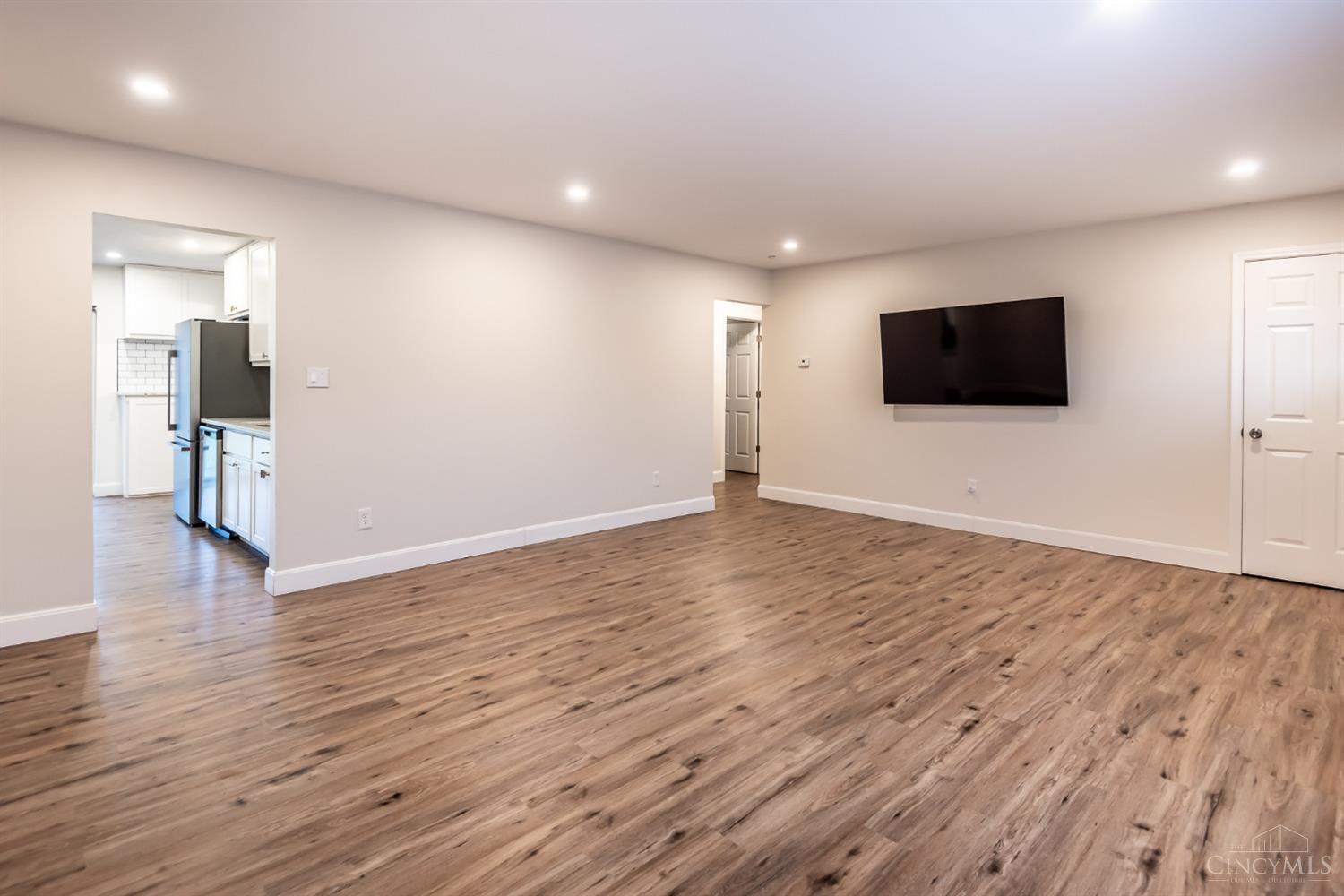 907 Carson Drive