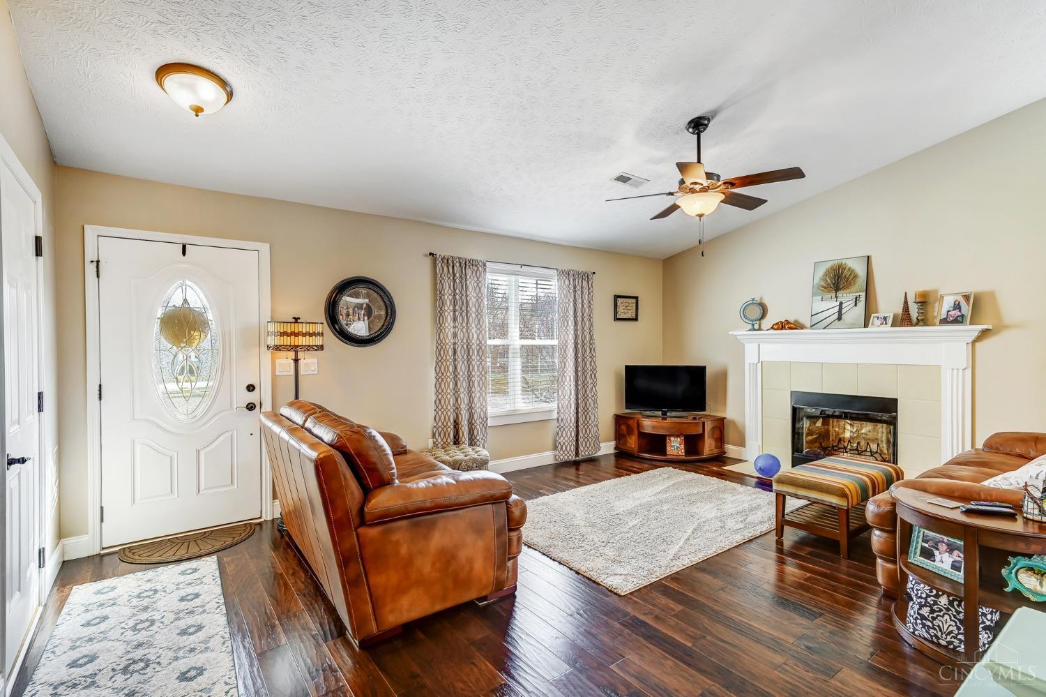 607 Weeping Willow Lane