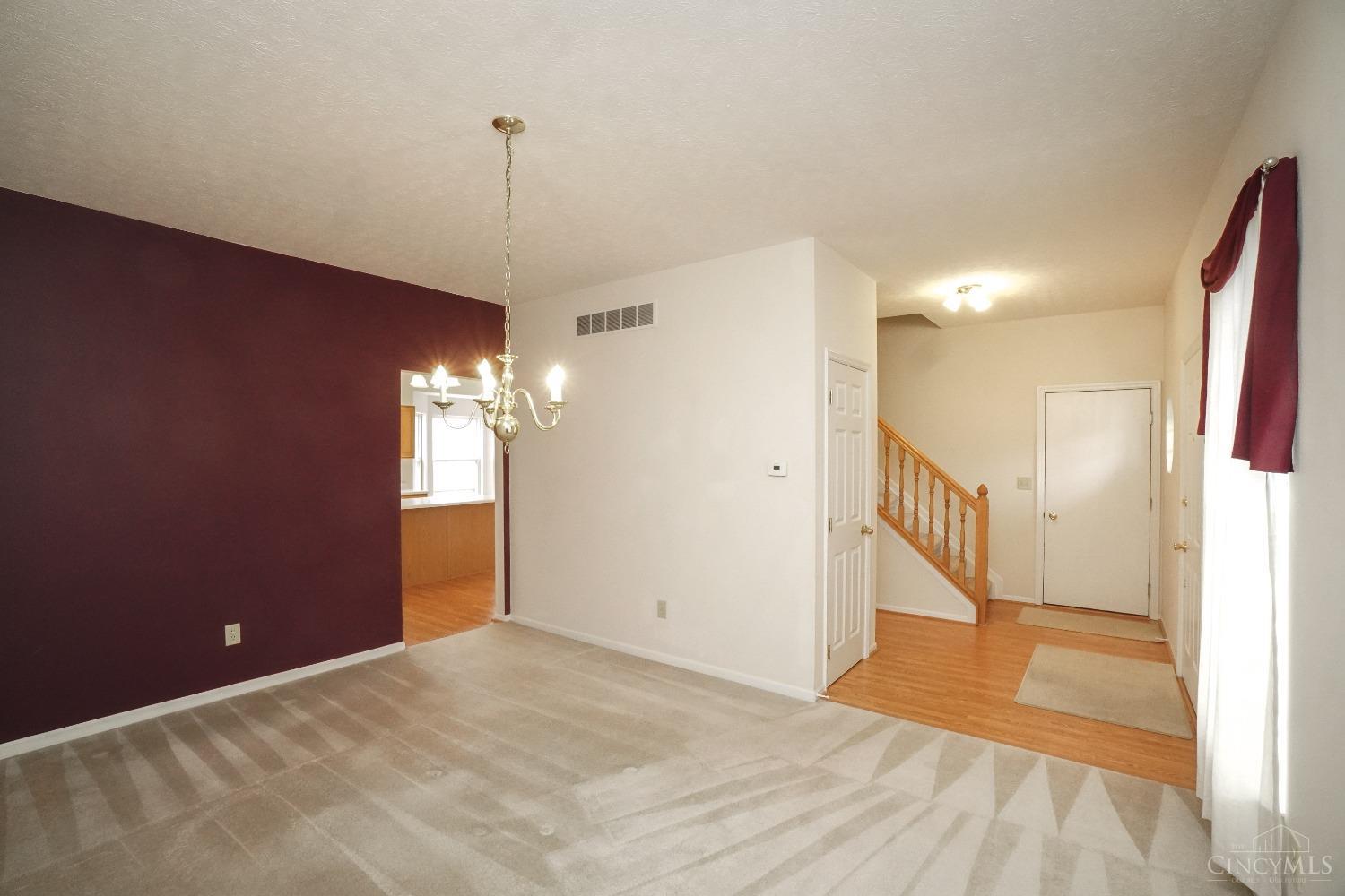 2027 Riverwood Trail