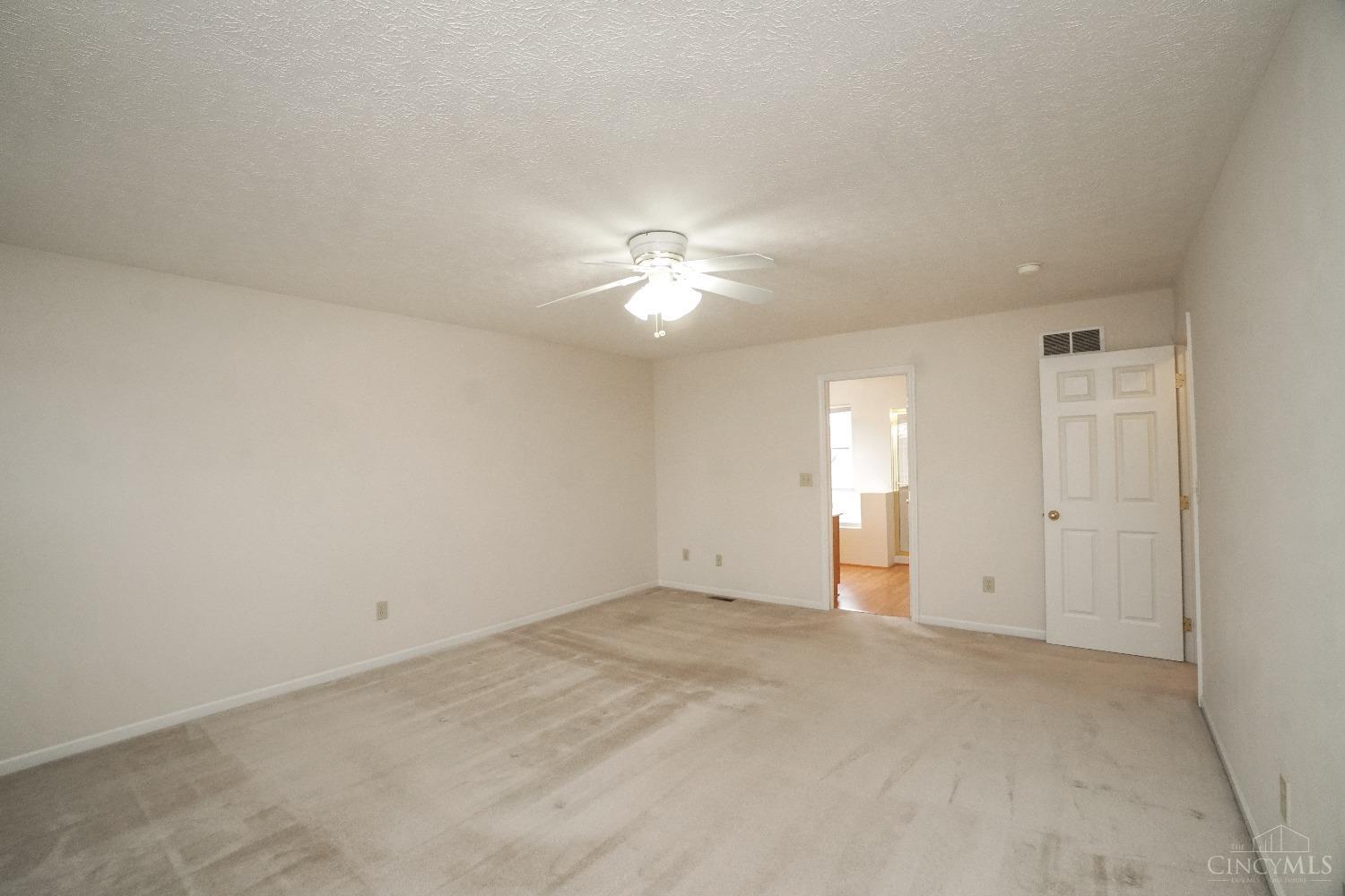 2027 Riverwood Trail
