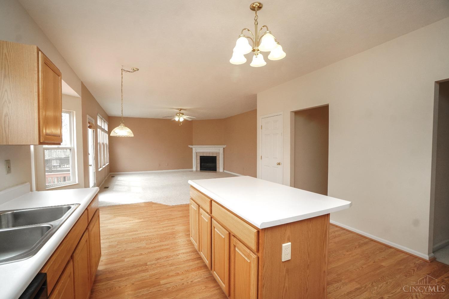 2027 Riverwood Trail