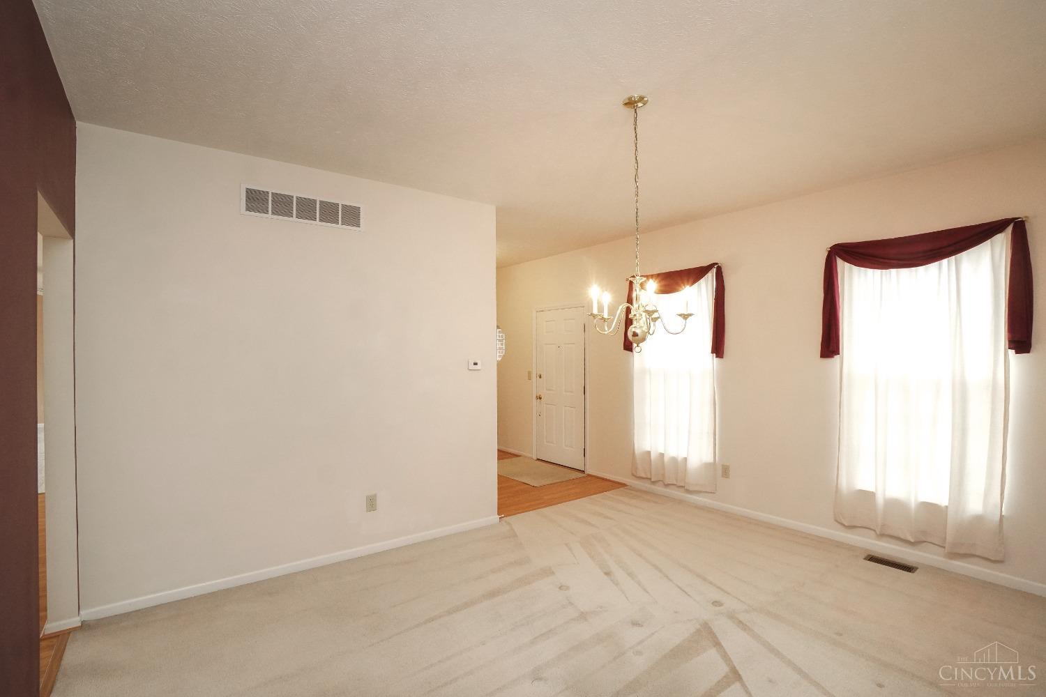 2027 Riverwood Trail