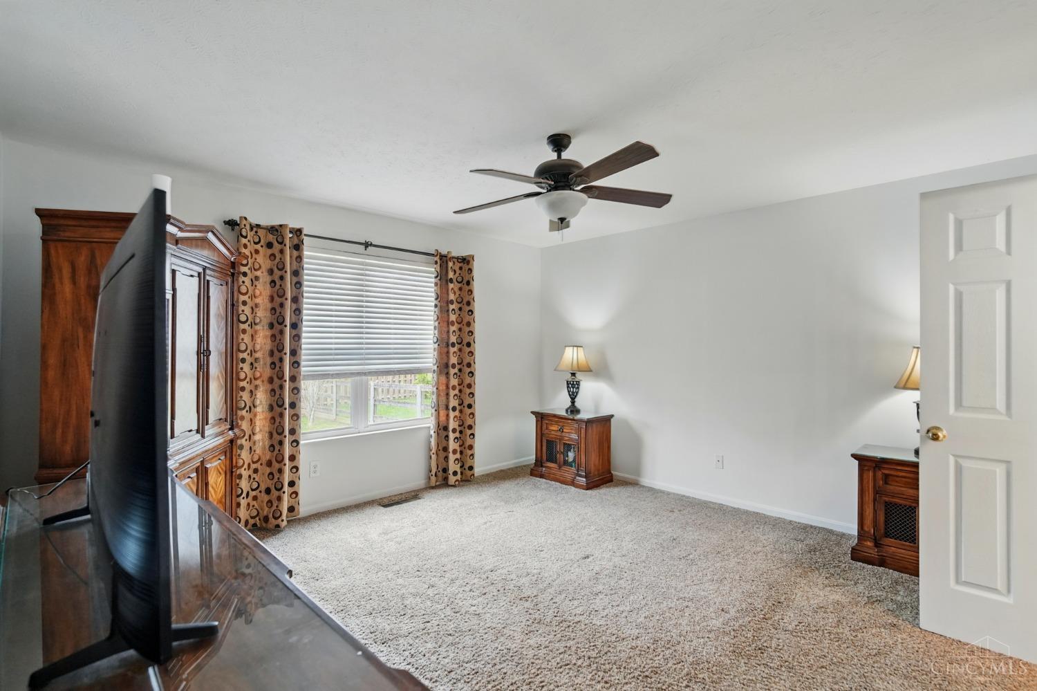 6633 Milkweed Court