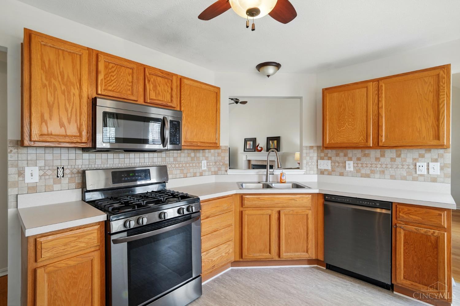 6633 Milkweed Court