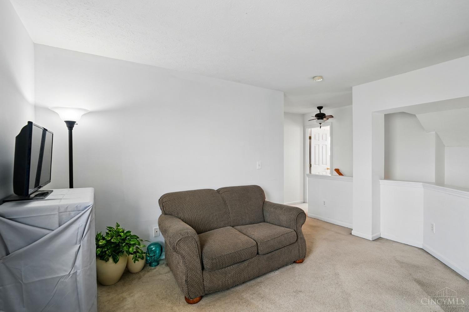 6633 Milkweed Court