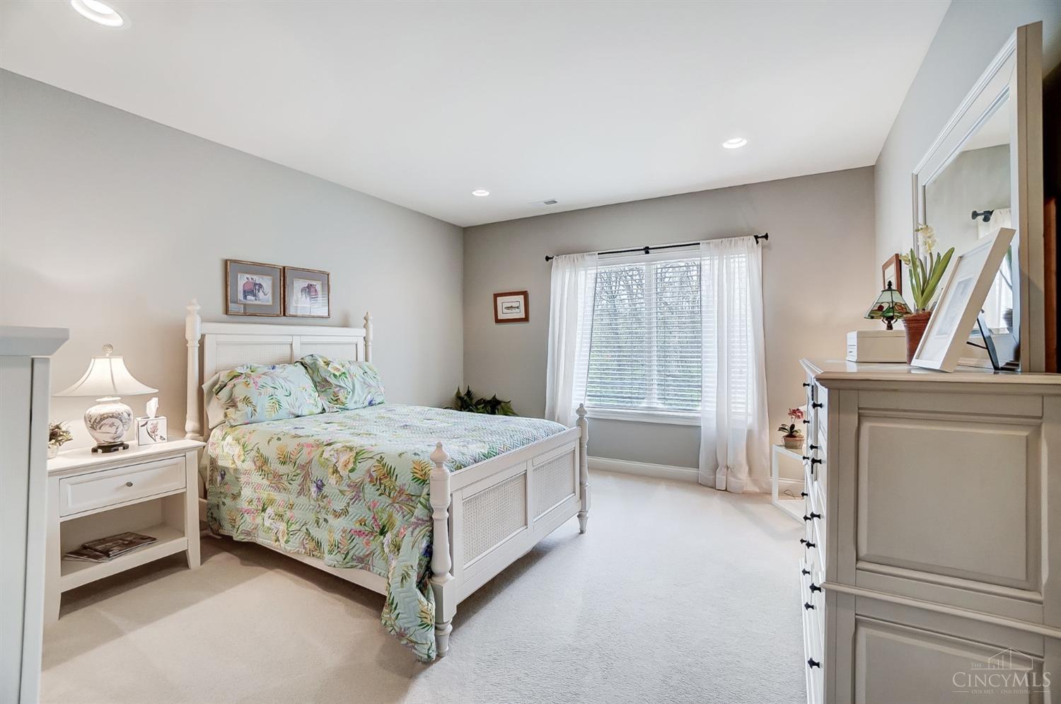 9585 Fox Creek Lane