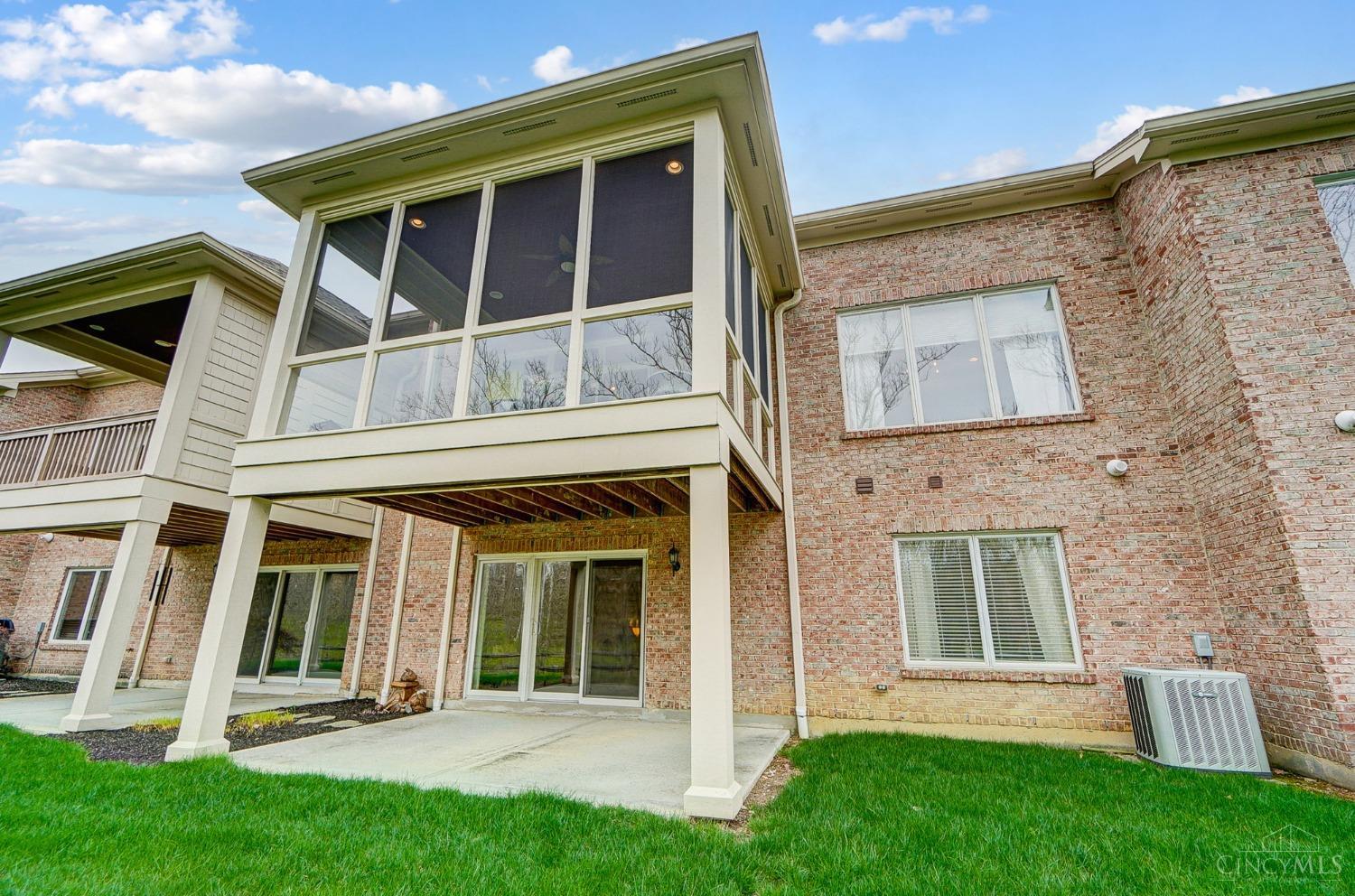 9585 Fox Creek Lane