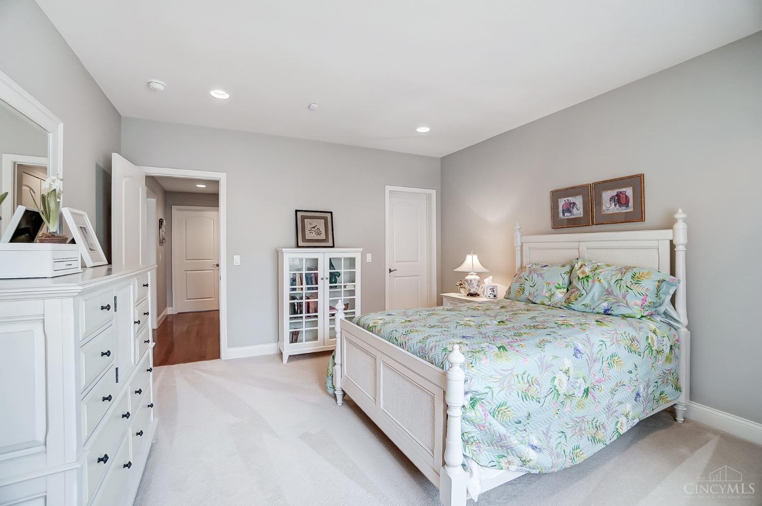 9585 Fox Creek Lane