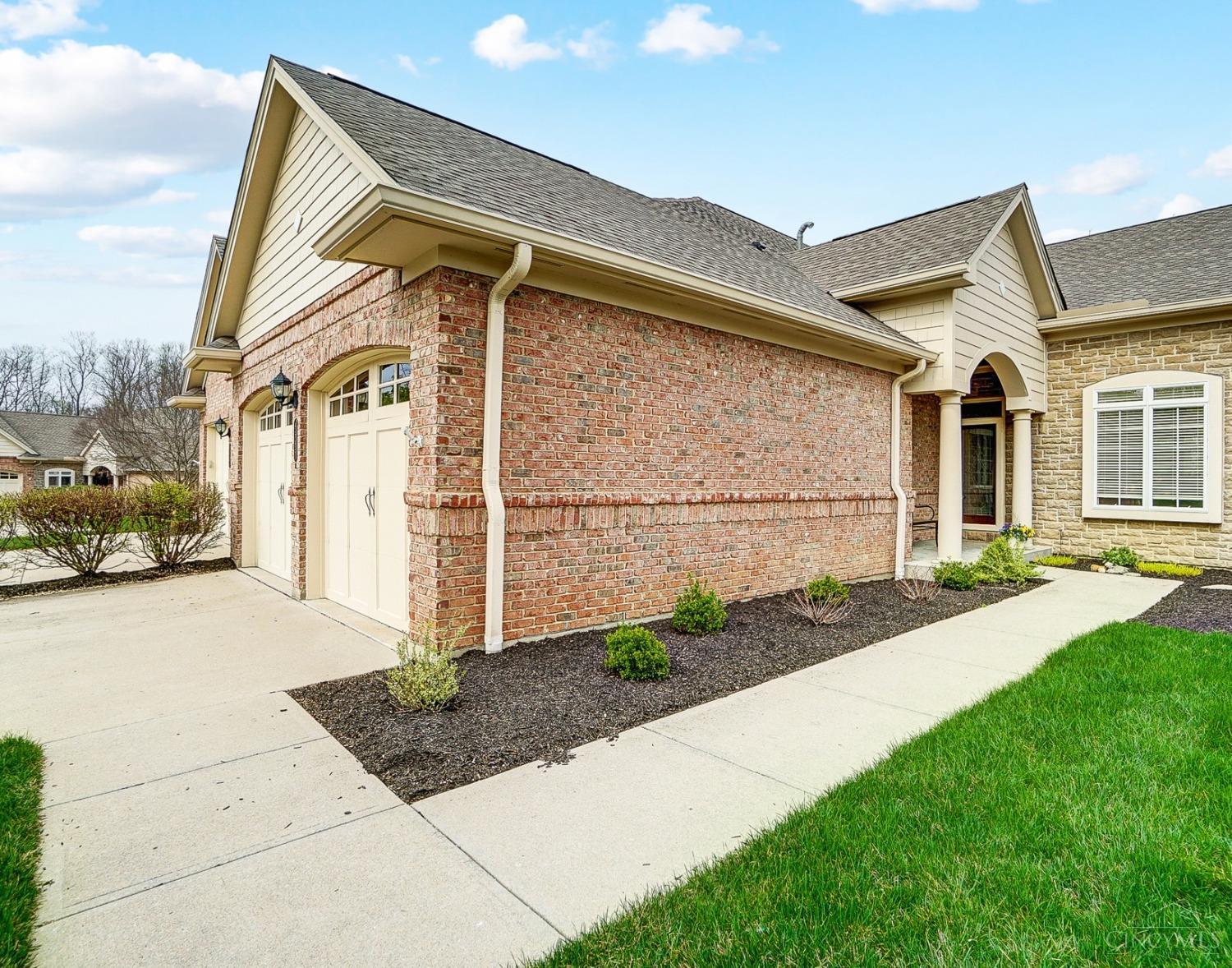 9585 Fox Creek Lane