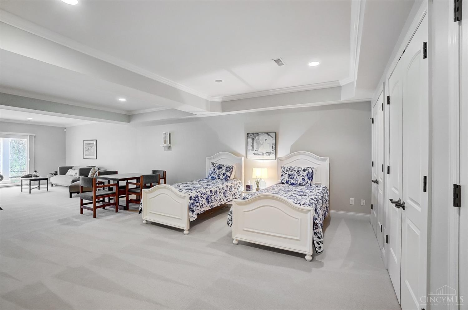 9585 Fox Creek Lane